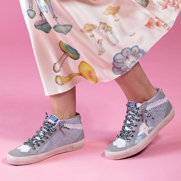 Like NEW! Golden Goose Mid Star - Size 41 (US 11) - Only worn once. - Picture 4 of 16